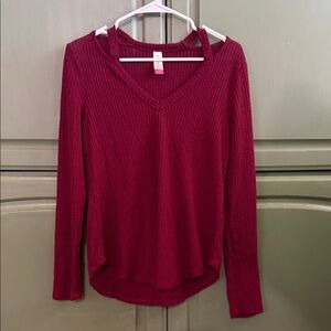 No Boundaries Ribbed Long Sleeve V-Neck Top - Burgundy